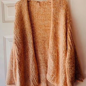 ✰FREE PEOPLE CARDIGAN NWT✰
